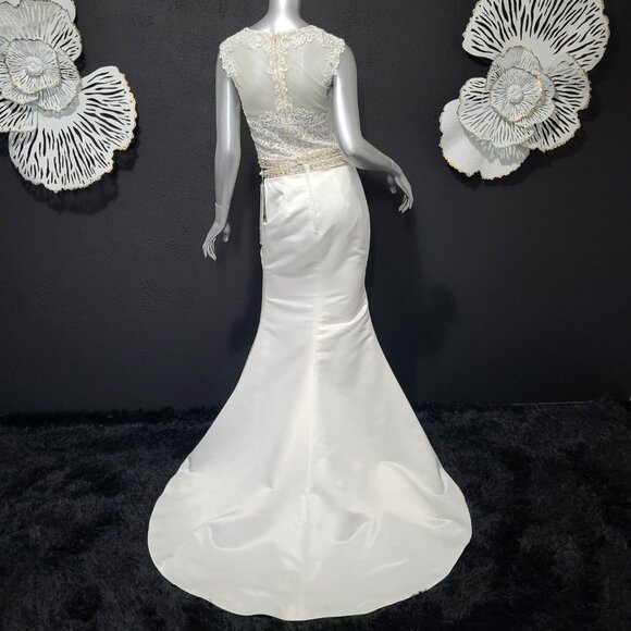 NWT~$1095~MON CHERI~SZ 6~IVORY TWO PIECE EMBELLISHED CROP TOP WEDDING DRESS - Picture 10 of 16